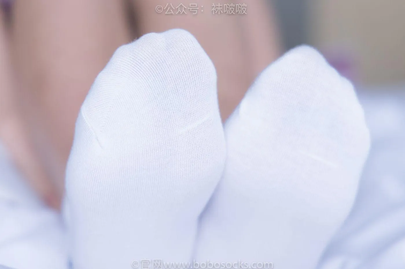 [BoBoSocks袜啵啵]NO.052 瑶瑶-JK制服、帆布鞋、白棉袜、裸足 [133P]插图2